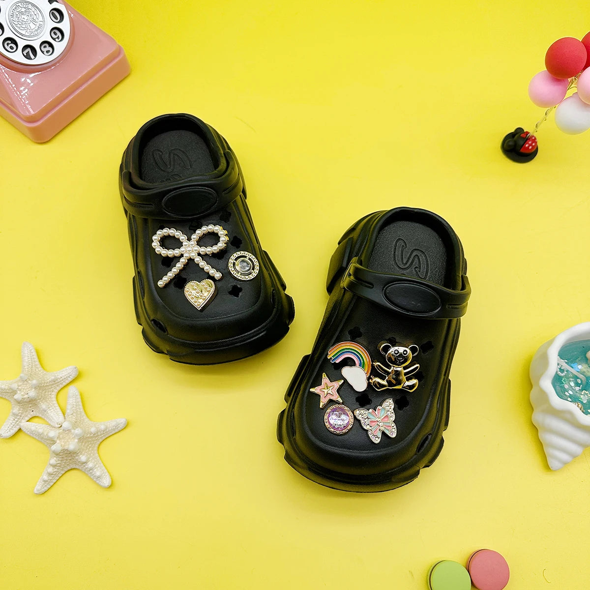 Cute and Versatile Parent-Child Slippers for Boys and Girls, New Cartoon Bow-Knot Rainbow Bear Eva Clogs, Soft-Soled Non-Slip Closed-Toe Sandals 606