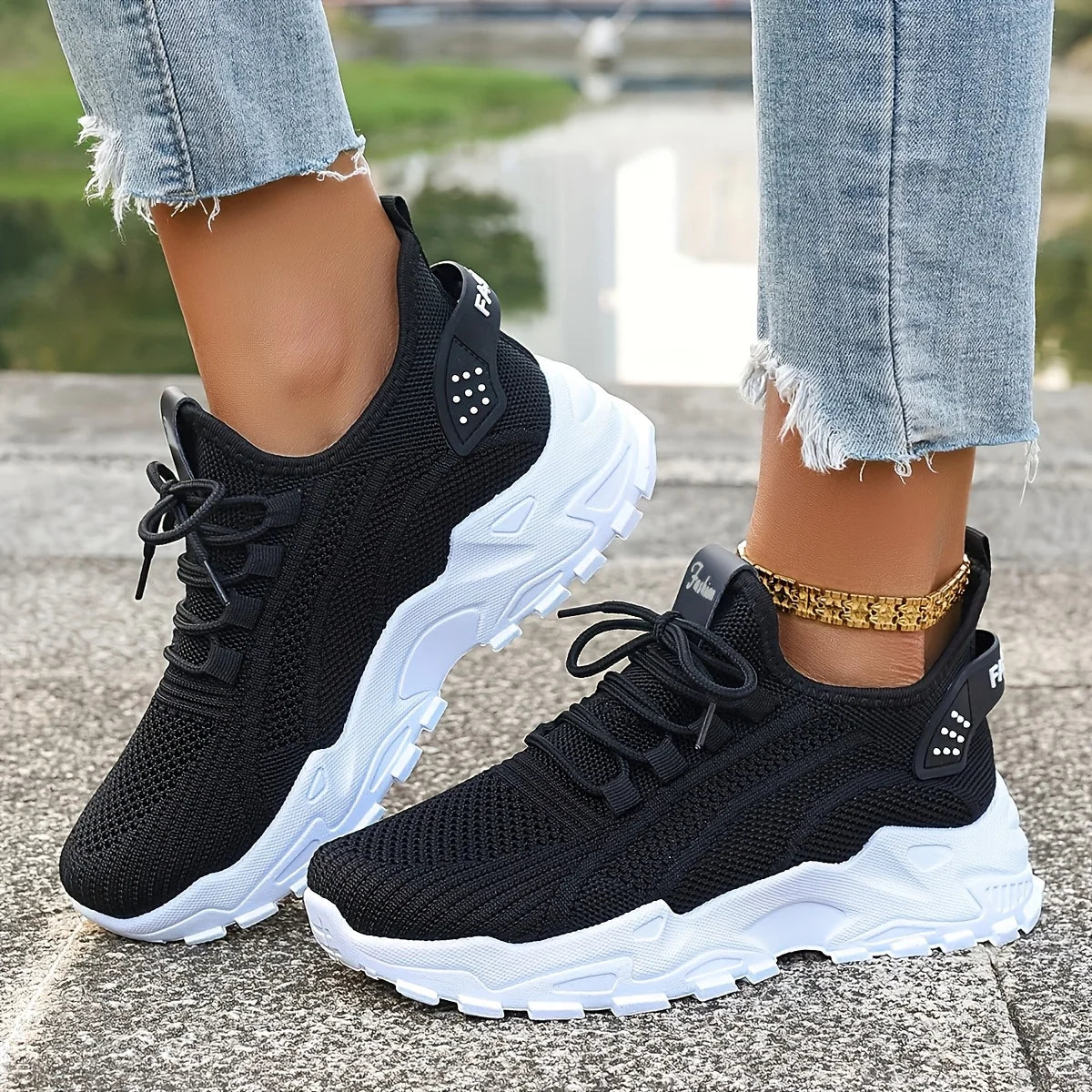 Breathable Knit Sneakers Fashion Comfortable Slip Resistant Soft Sole Shoes for Men Outdoor Walking