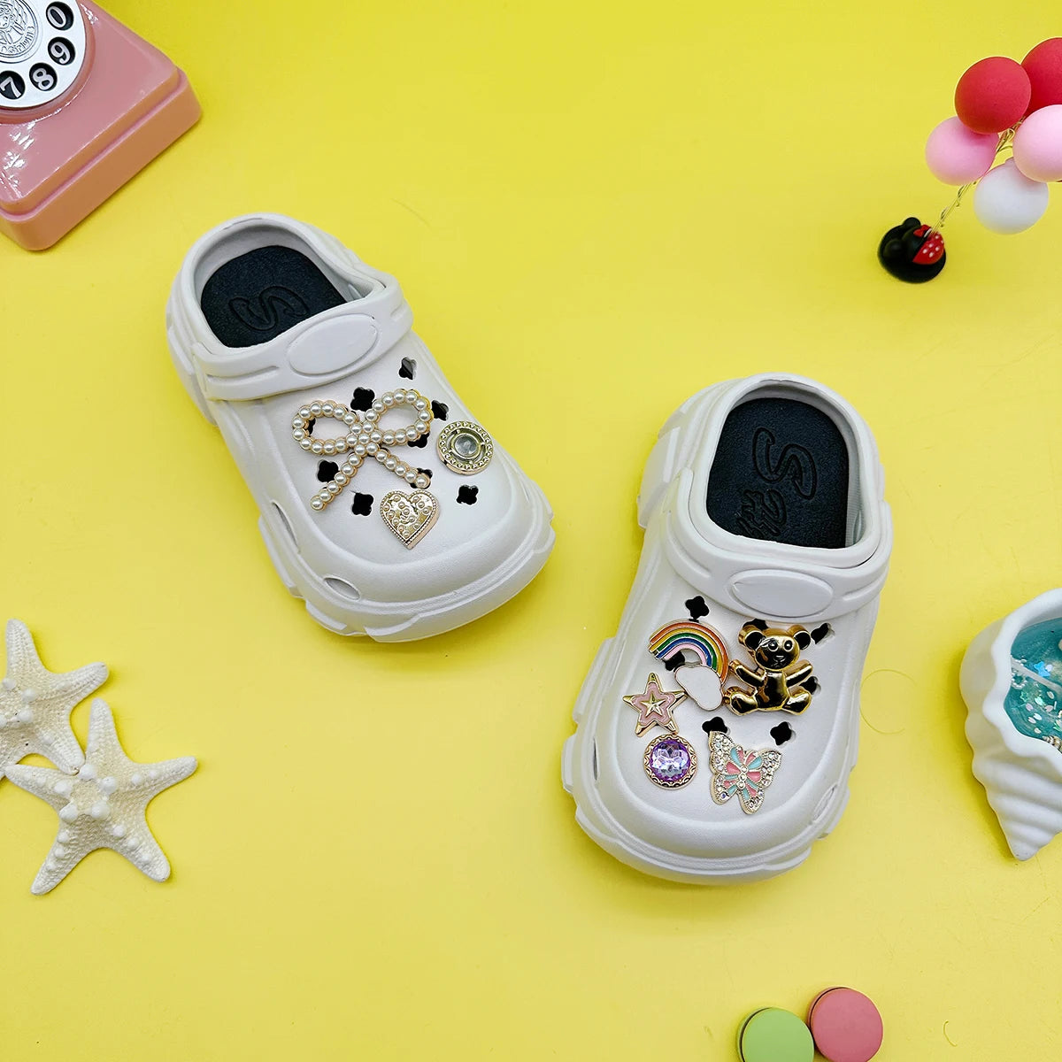 Cute and Versatile Parent-Child Slippers for Boys and Girls, New Cartoon Bow-Knot Rainbow Bear Eva Clogs, Soft-Soled Non-Slip Closed-Toe Sandals 606